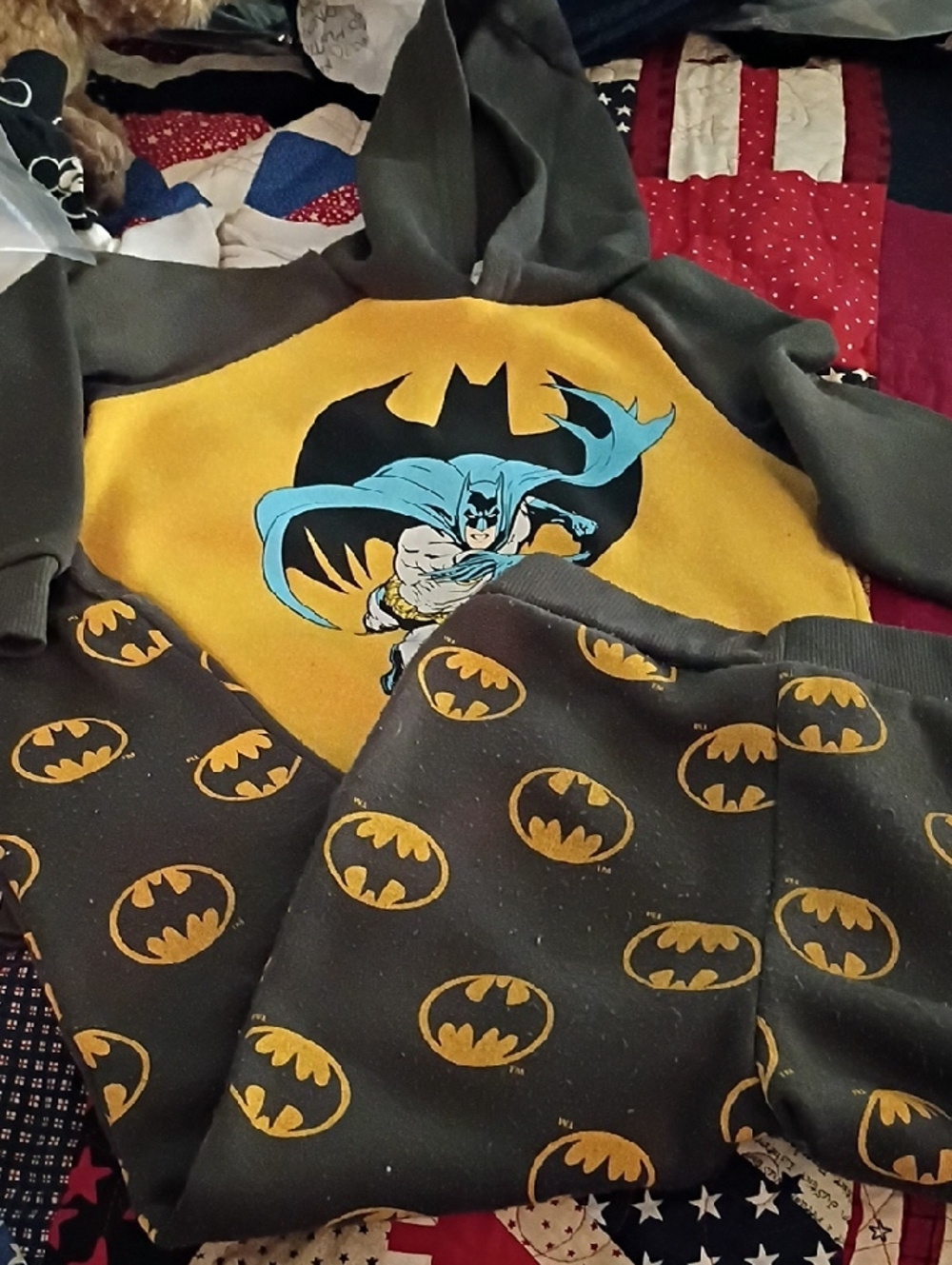 Batman Logo Hooded Sweatshirt and Joggers Set - Olive and Mustard